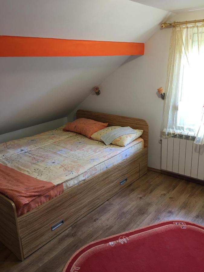 זלאטיבור Omiljeni Apartments מראה חיצוני תמונה