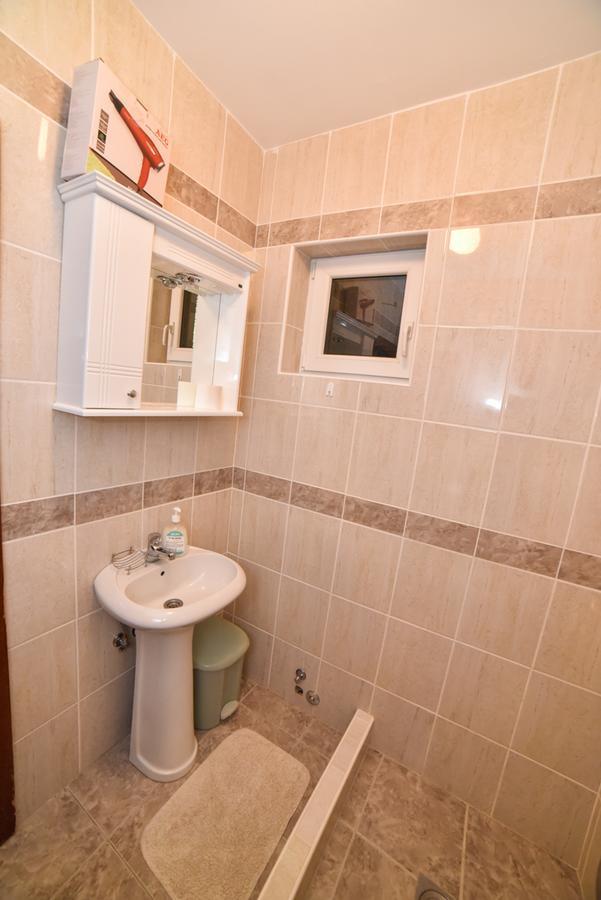 זלאטיבור Omiljeni Apartments מראה חיצוני תמונה