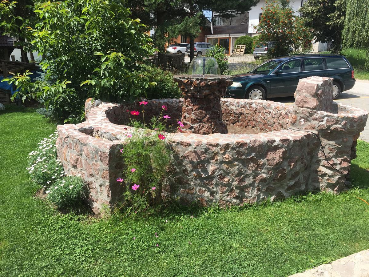 זלאטיבור Omiljeni Apartments מראה חיצוני תמונה