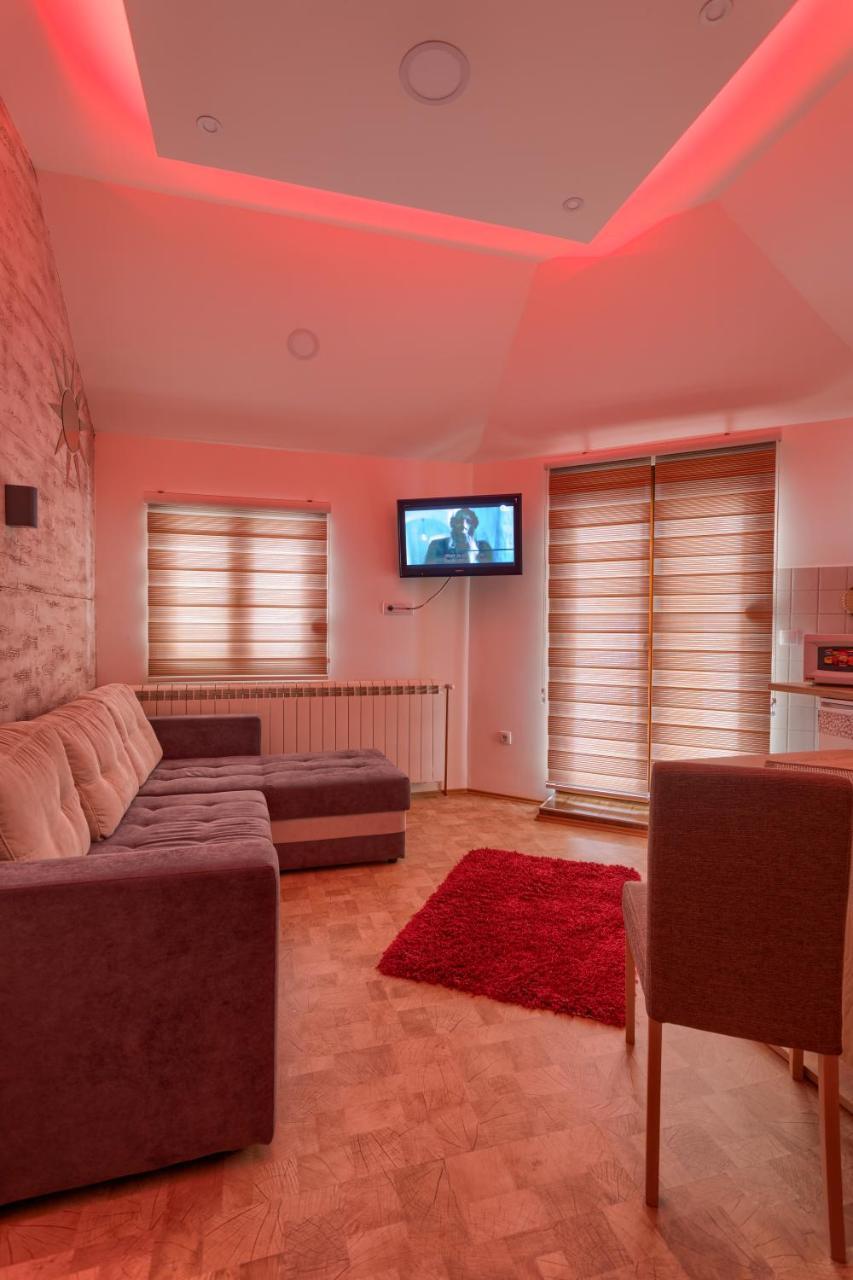 זלאטיבור Omiljeni Apartments מראה חיצוני תמונה